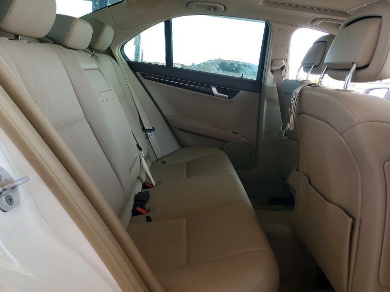 2014 Mercedes-benz C მანქანა იყიდება აუქციონზე, vin: WDDGF8AB4EG178543, აუქციონის ნომერი: 55429356
