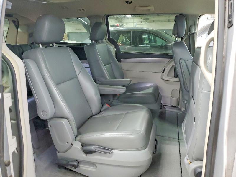 52874716 :رقم المزاد ، 2C4RVABG7CR127718 vin ، 2012 Volkswagen Routan مزاد بيع