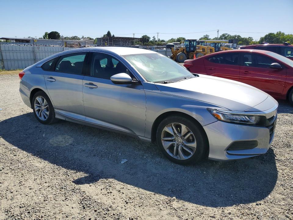 53531016 :رقم المزاد ، 1HGCV1F12LA114537 vin ، 2020 Honda Accord مزاد بيع