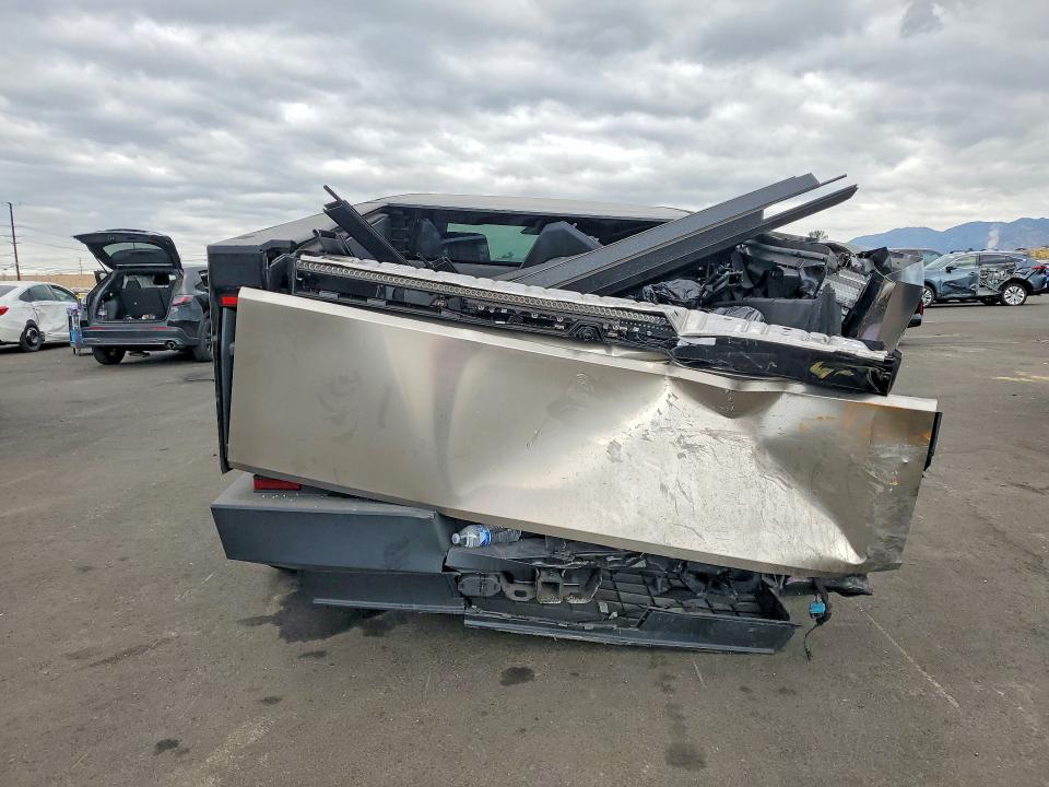 Продаж на аукціоні авто 2024 Tesla Cybertruck, vin: 7G2CEHED4RA040602, номер лоту: 52304506