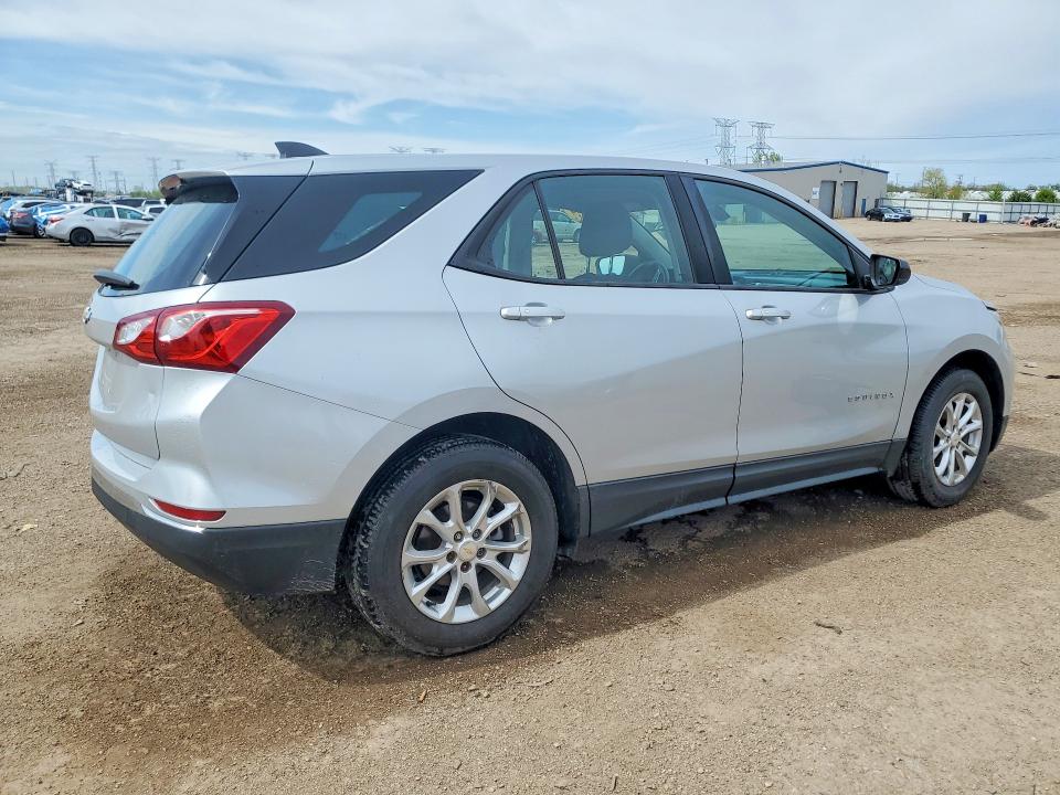 Продаж на аукціоні авто 2018 Chevrolet Equinox, vin: 2GNAXHEV8J6127663, номер лоту: 52073316