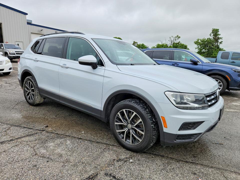 Продажа на аукционе авто 2018 Volkswagen Tiguan, vin: 3VV2B7AX0JM205356, номер лота: 54273136
