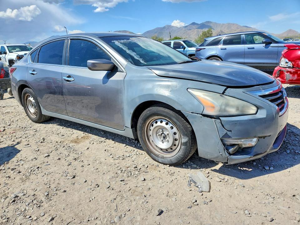 Продажа на аукционе авто 2015 Nissan Altima, vin: 1N4AL3AP7FN866563, номер лота: 52380196
