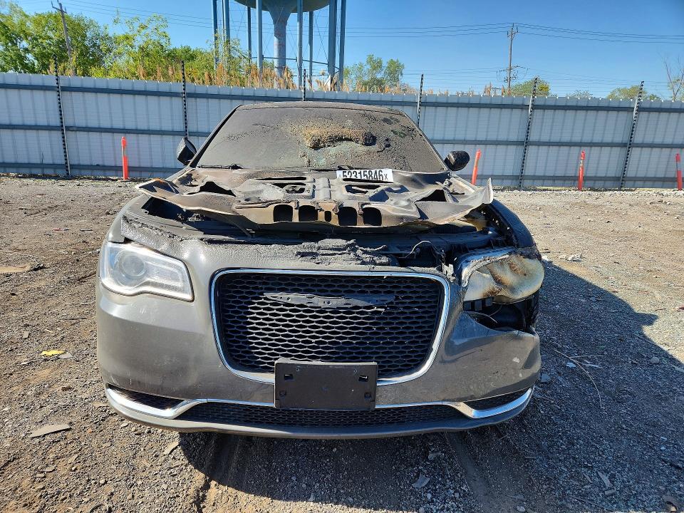 Продаж на аукціоні авто 2017 Chrysler 300, vin: 2C3CCAAG0HH668284, номер лоту: 52315846