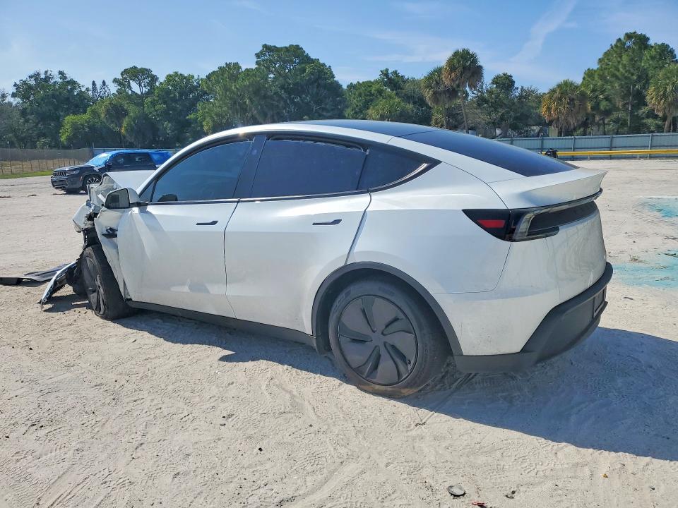 Продажа на аукционе авто 2026 Tesla Model Y, vin: 7SAYGDEE6TA461090, номер лота: 53073006