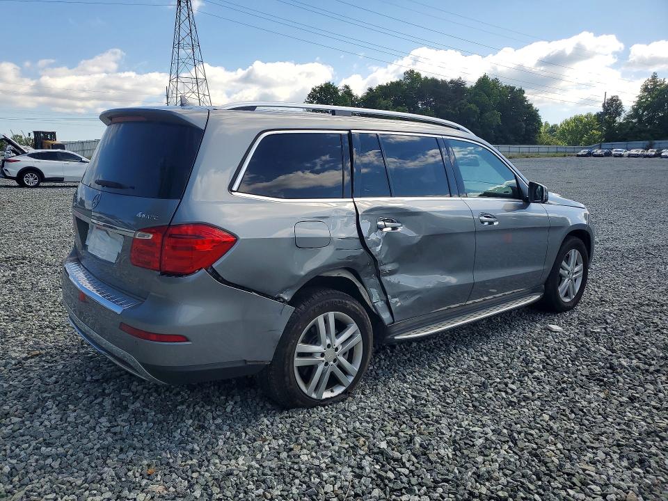 53781496 :رقم المزاد ، 4JGDF6EE8GA699062 vin ، 2016 Mercedes-benz Gl مزاد بيع