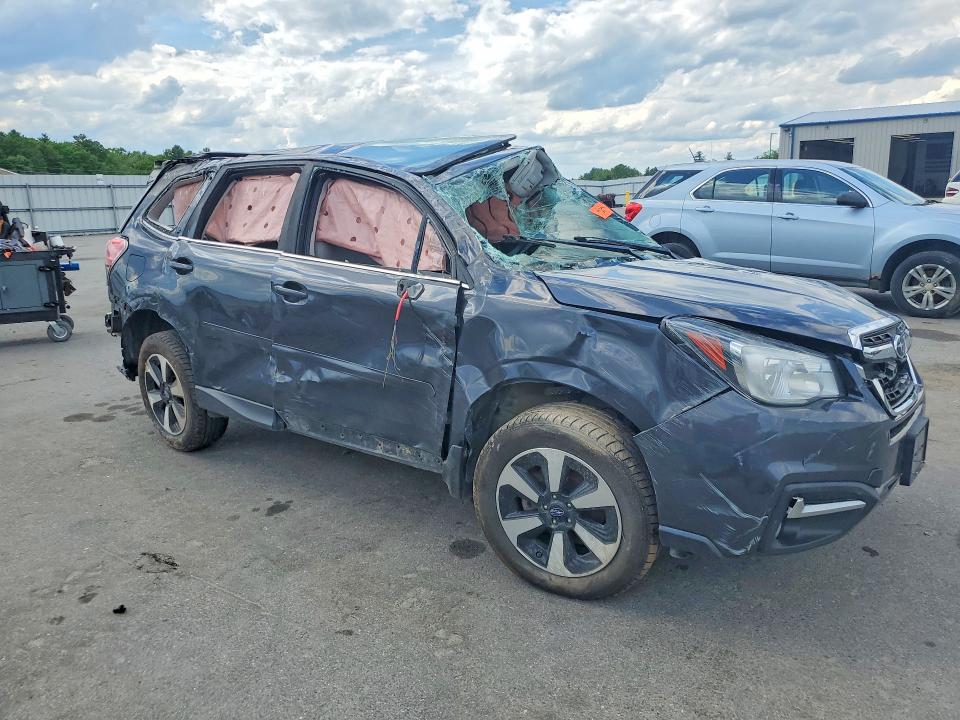 Продажа на аукционе авто 2018 Subaru Forester, vin: JF2SJAJC1JH483409, номер лота: 54832396