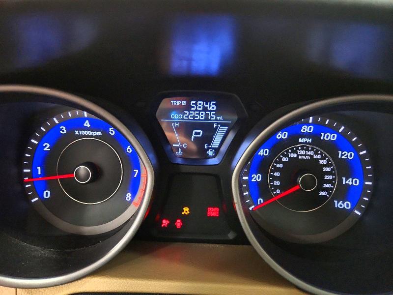 Продаж на аукціоні авто 2011 Hyundai Elantra, vin: KMHDH4AE5BU138295, номер лоту: 54971926