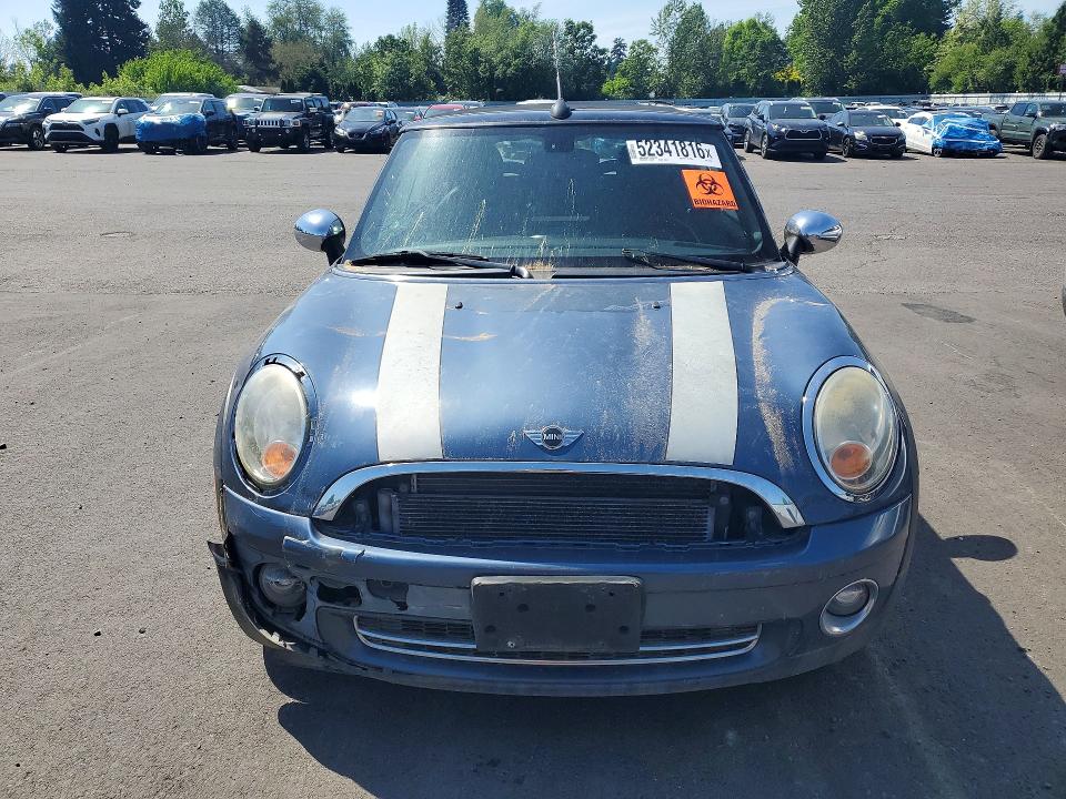 2010 Mini Cooper მანქანა იყიდება აუქციონზე, vin: WMWMR3C56ATU97746, აუქციონის ნომერი: 52341816