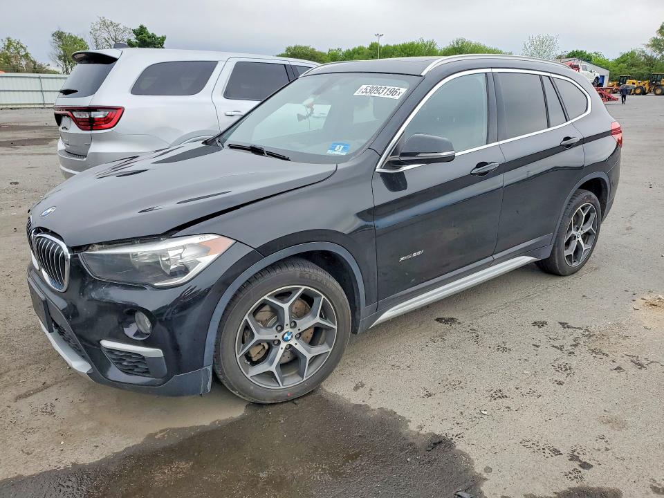 53093196 :رقم المزاد ، WBXHT3C39J5K23453 vin ، 2018 Bmw X1 مزاد بيع