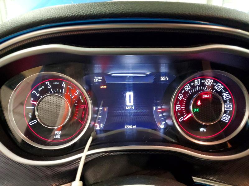 52412706 :رقم المزاد ، 2C3CDZFJ7FH913210 vin ، 2015 Dodge Challenger مزاد بيع