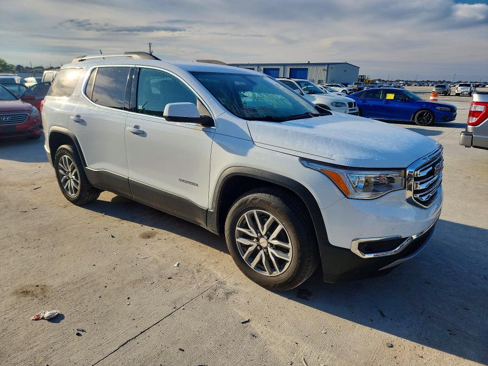 52821436 :رقم المزاد ، 1GKKNLLS4JZ209218 vin ، 2018 Gmc Acadia مزاد بيع
