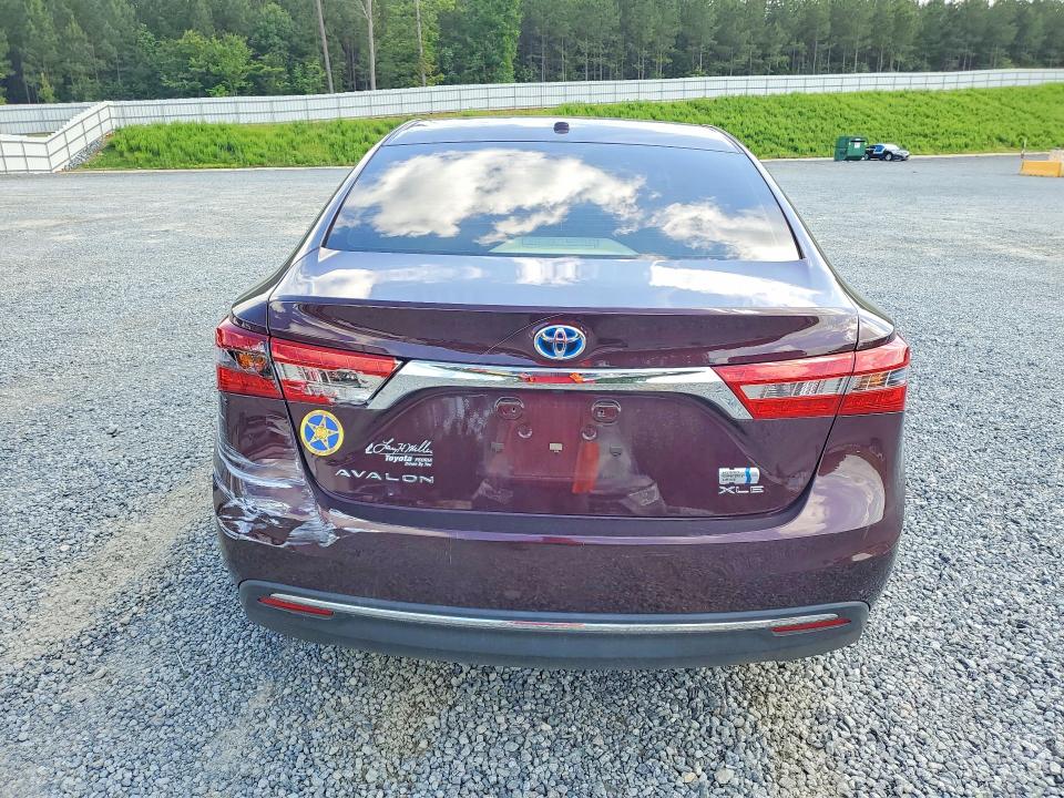 55342186 :رقم المزاد ، 4T1BD1EB4JU063251 vin ، 2018 Toyota Avalon Hybrid مزاد بيع