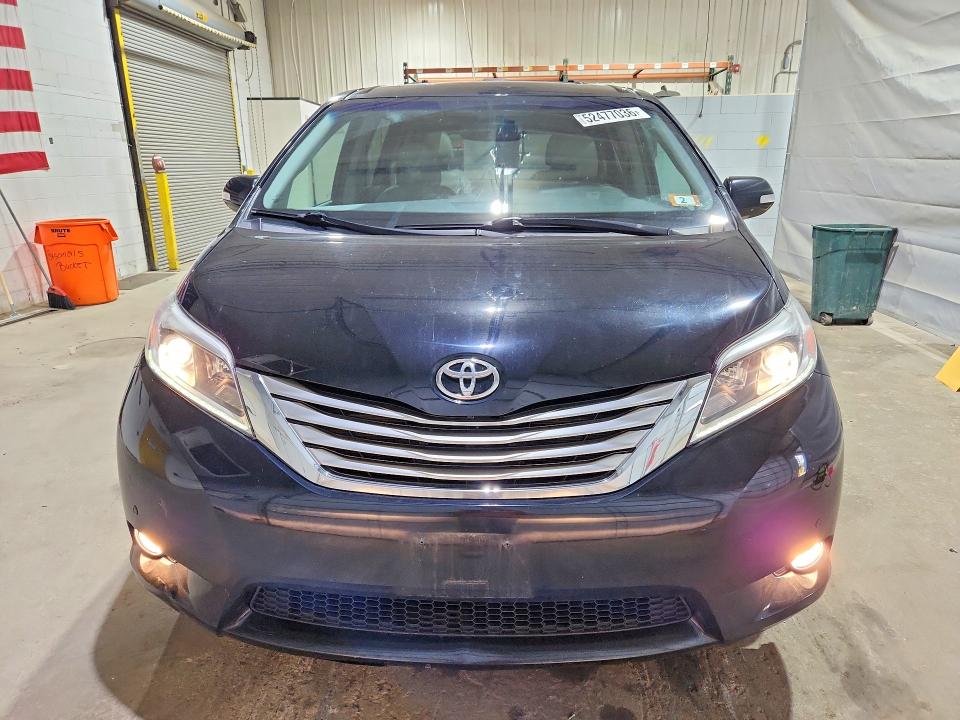 Продаж на аукціоні авто 2017 Toyota Sienna, vin: 5TDDZ3DC0HS184328, номер лоту: 52477036