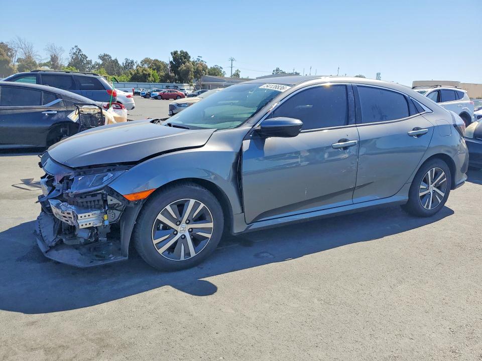2020 Honda Civic მანქანა იყიდება აუქციონზე, vin: SHHFK7H39LU422106, აუქციონის ნომერი: 54128836