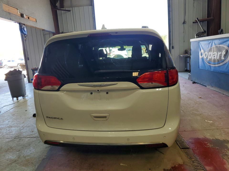 2017 Chrysler Pacifica მანქანა იყიდება აუქციონზე, vin: 2C4RC1BG8HR795797, აუქციონის ნომერი: 52552786