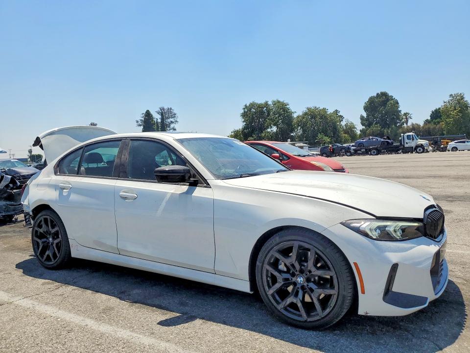 54457126 :رقم المزاد ، 3MW69CW06S8F48566 vin ، 2025 Bmw 330i مزاد بيع