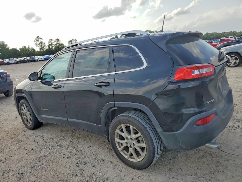 45935016 :رقم المزاد ، 1C4PJLCB2HW642125 vin ، 2017 Jeep Cherokee مزاد بيع