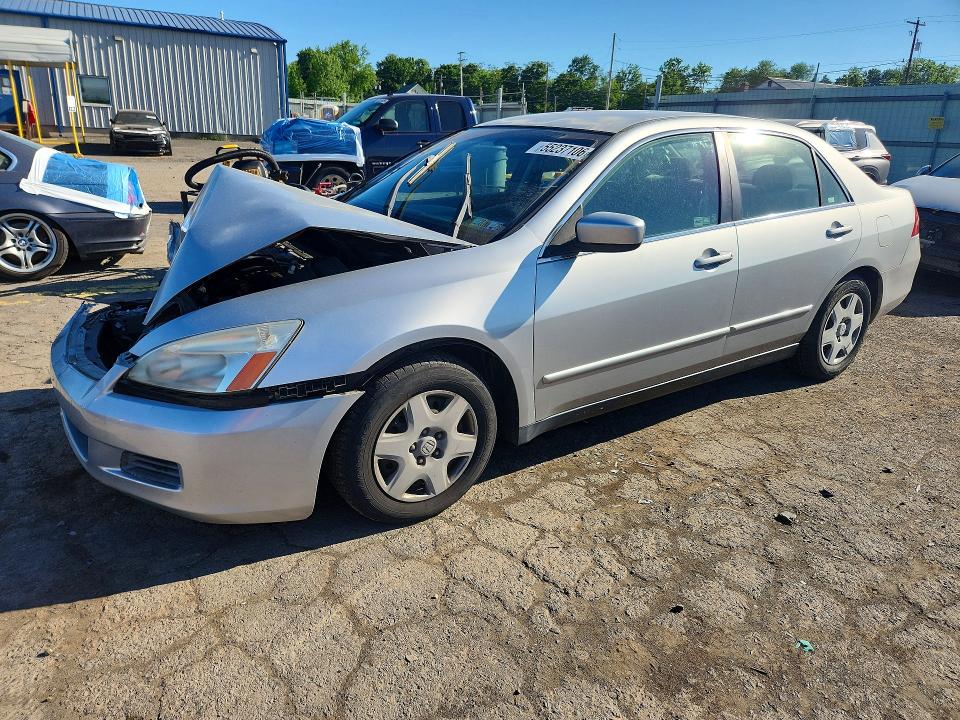 Auction sale of the 2007 Honda Accord, vin: JHMCM56497C016486, lot number: 55237106