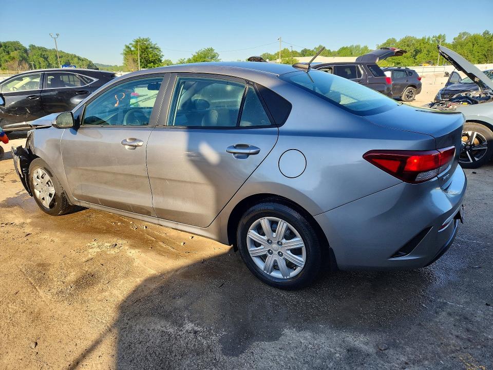 2022 Kia Rio მანქანა იყიდება აუქციონზე, vin: 3KPA24AD5NE461152, აუქციონის ნომერი: 53095756