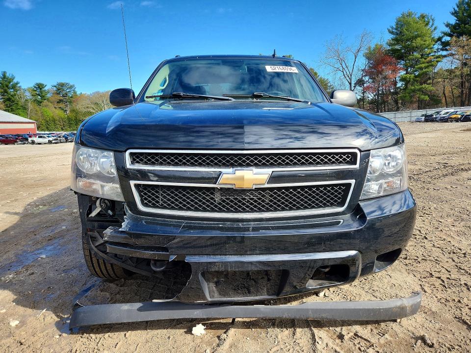 52168096 :رقم المزاد ، 3GNTKEE35BG190987 vin ، 2011 Chevrolet Avalanche مزاد بيع