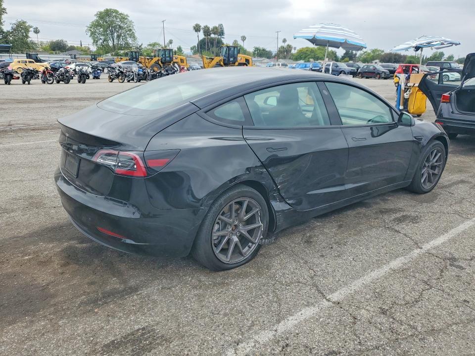 53893656 :رقم المزاد ، 5YJ3E1EA8NF295959 vin ، 2022 Tesla Model 3 مزاد بيع