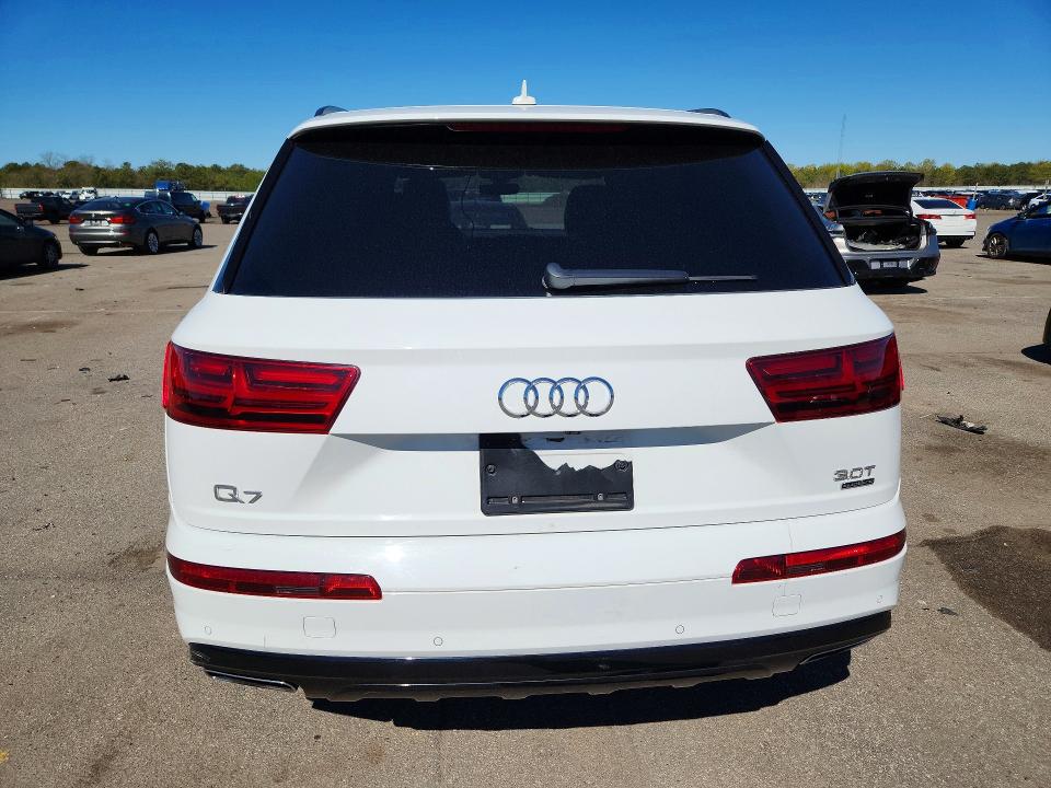 2017 Audi Q7 მანქანა იყიდება აუქციონზე, vin: WA1VAAF74HD050489, აუქციონის ნომერი: 53274966