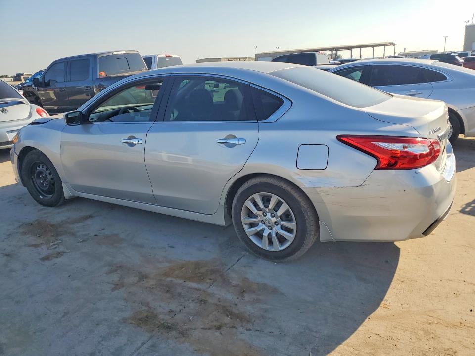 2016 Nissan Altima მანქანა იყიდება აუქციონზე, vin: 1N4AL3AP7GN367800, აუქციონის ნომერი: 53346396