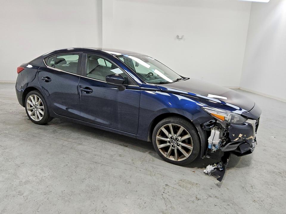 2018 Mazda 3 მანქანა იყიდება აუქციონზე, vin: 3MZBN1V3XJM174088, აუქციონის ნომერი: 50973216