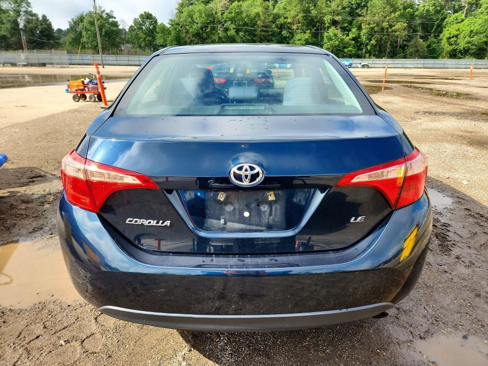 54538526 :رقم المزاد ، 2T1BURHE8HC789775 vin ، 2017 Toyota Corolla مزاد بيع