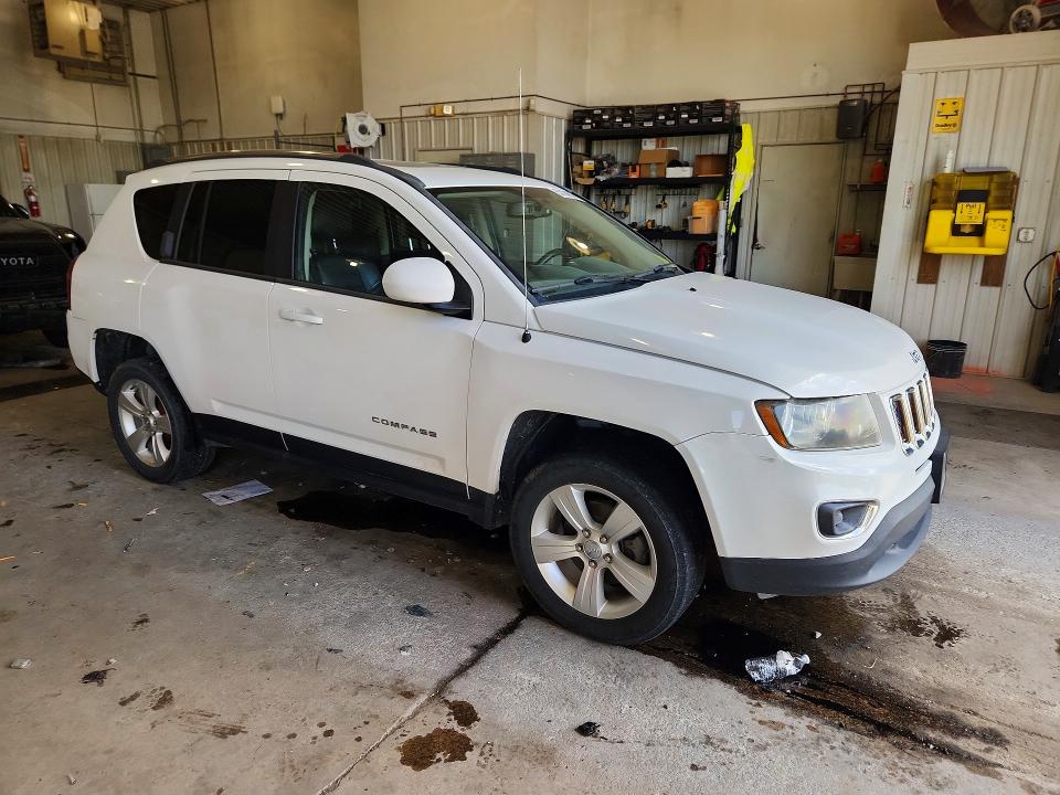 2015 Jeep Compass მანქანა იყიდება აუქციონზე, vin: 1C4NJCEA6FD251094, აუქციონის ნომერი: 53194636