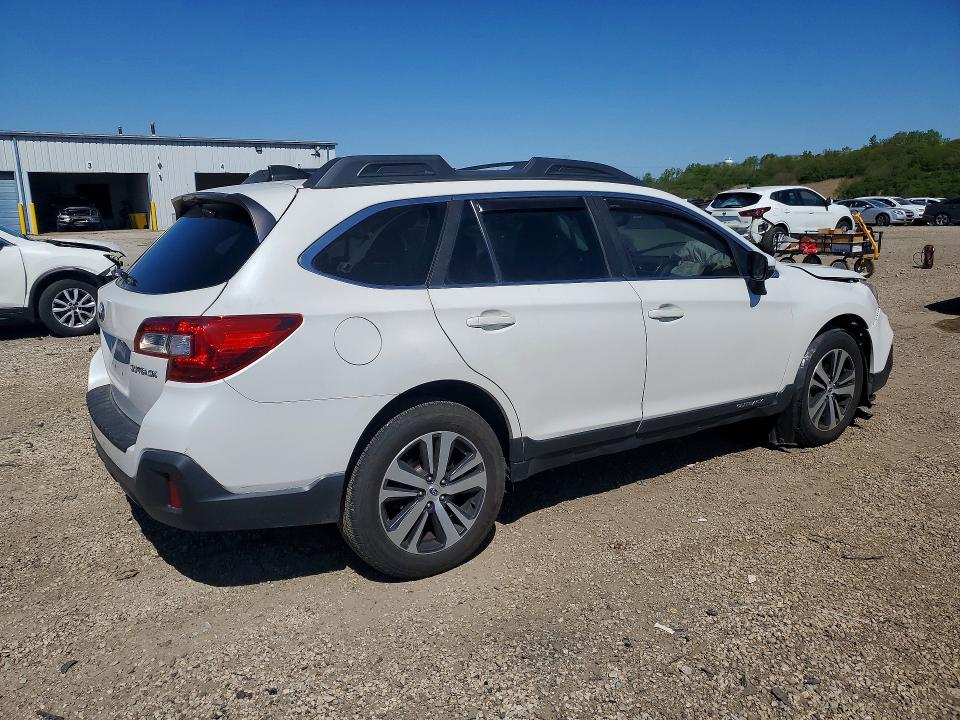 Продажа на аукционе авто 2018 Subaru Outback, vin: 4S4BSAKC9J3249876, номер лота: 53109706