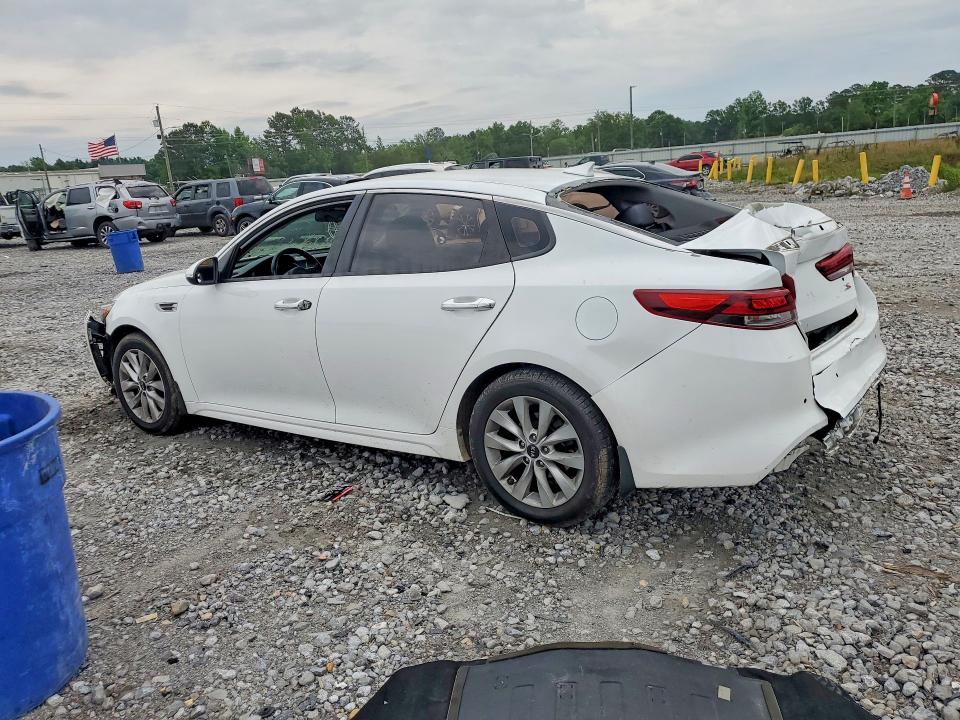 2018 Kia Optima მანქანა იყიდება აუქციონზე, vin: 5XXGT4L33JG238010, აუქციონის ნომერი: 53339716