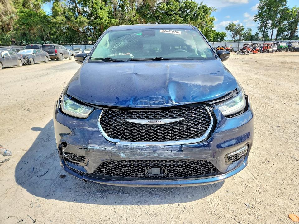Продажа на аукционе авто 2024 Chrysler Pacifica, vin: 2C4RC1BGXRR101838, номер лота: 52347026