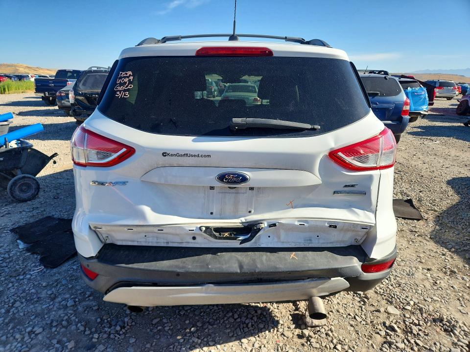 Продажа на аукционе авто 2016 Ford Escape, vin: 1FMCU0GX2GUB99524, номер лота: 54450916