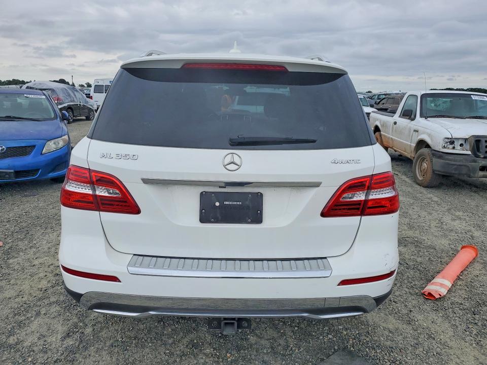 Продаж на аукціоні авто 2015 Mercedes-benz Ml, vin: 4JGDA5HB5FA605311, номер лоту: 52285726