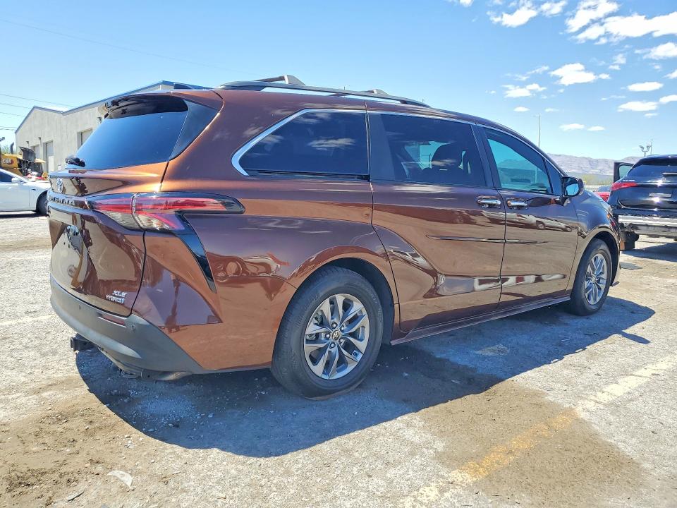 Aukcja sprzedaży 2022 Toyota Sienna, vin: 5TDJRKEC2NS090166, numer aukcji: 53933746