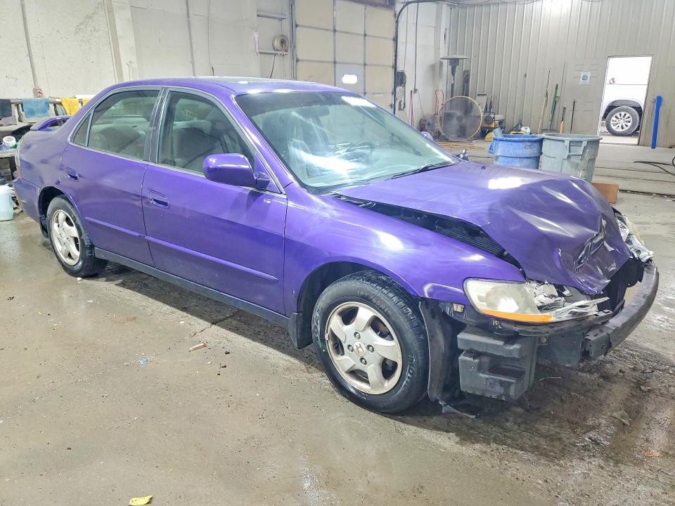 1999 Honda Accord მანქანა იყიდება აუქციონზე, vin: 1HGCG5654XA108250, აუქციონის ნომერი: 55129616