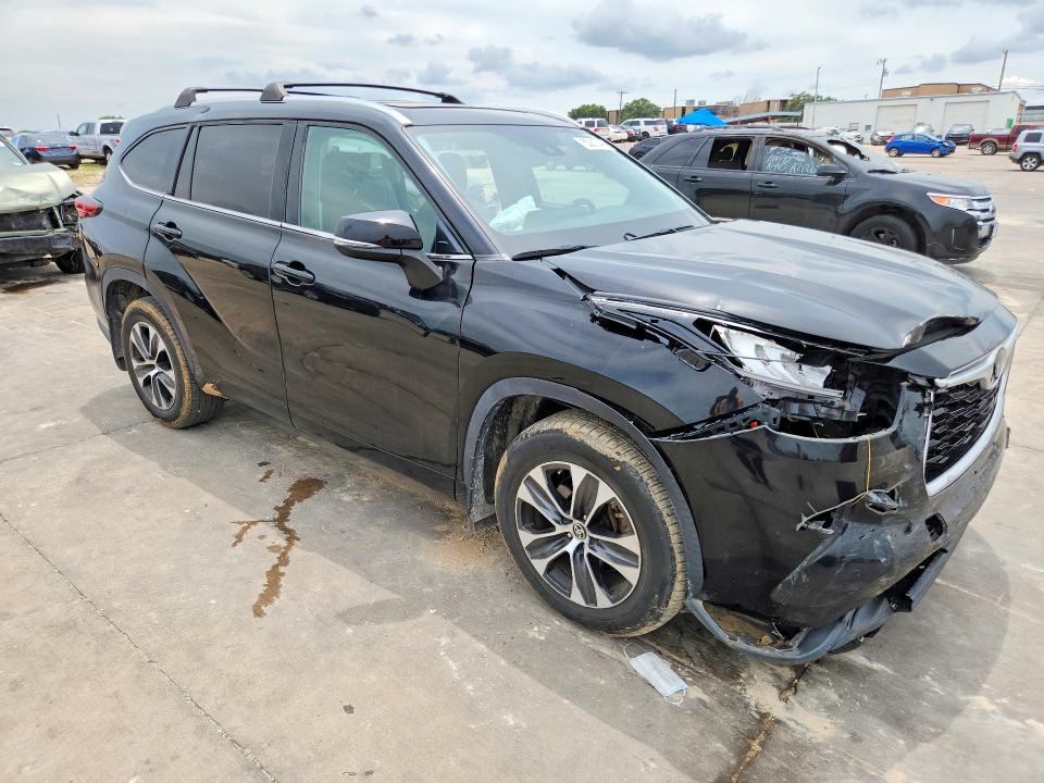 Auction sale of the 2020 Toyota Highlander, vin: 5TDHZRBH4LS502883, lot number: 55217446