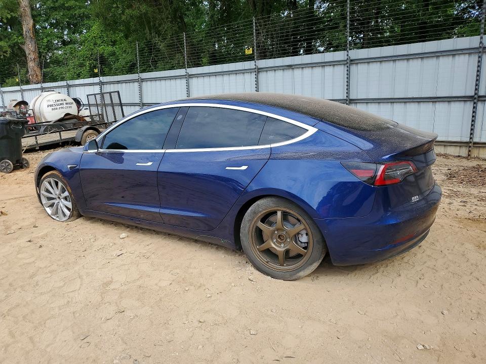54466446 :رقم المزاد ، 5YJ3E1EA7JF042738 vin ، 2018 Tesla Model 3 مزاد بيع