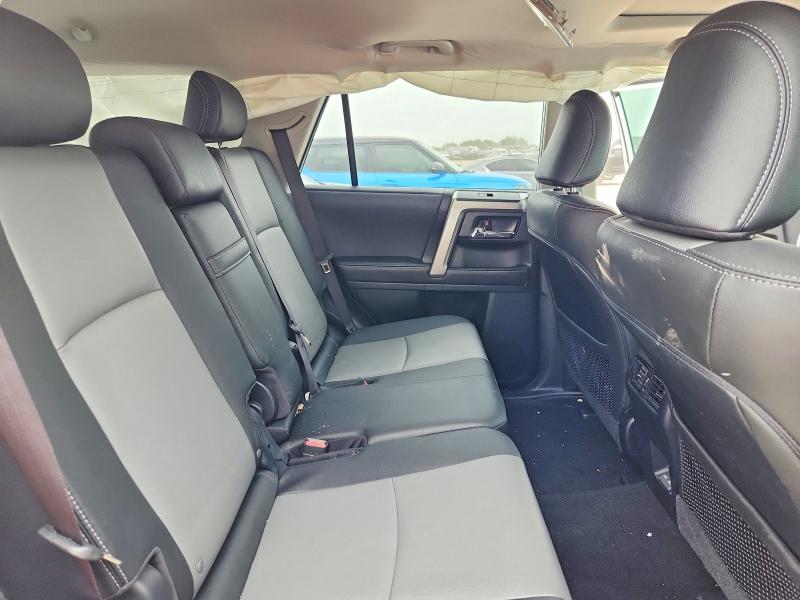 52365446 :رقم المزاد ، JTEFU5JR9R5313875 vin ، 2024 Toyota 4runner مزاد بيع