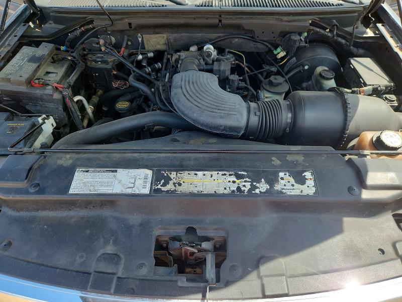 54208126 :رقم المزاد ، 1FMRU15W12LA07065 vin ، 2002 Ford Expedition مزاد بيع