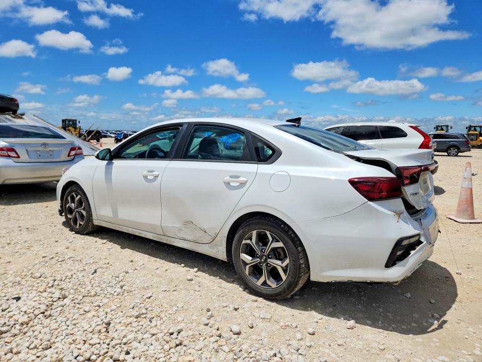 54600786 :رقم المزاد ، 3KPF24AD5ME369799 vin ، 2021 Kia Forte مزاد بيع