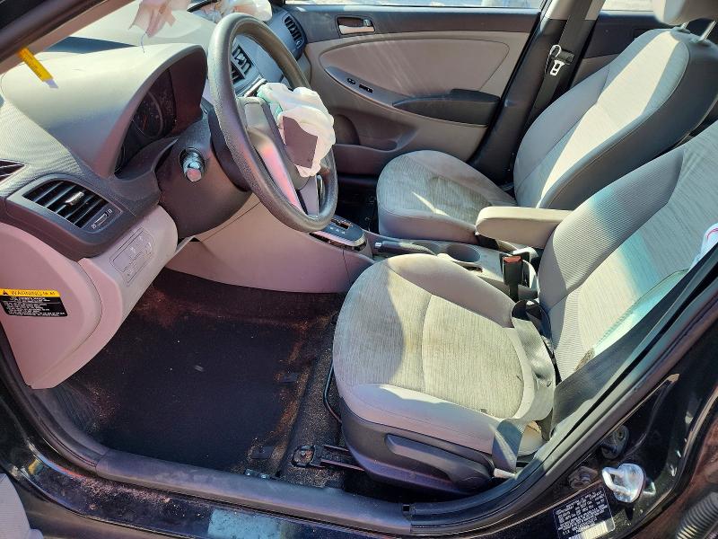55381006 :رقم المزاد ، KMHCT4AE6HU263213 vin ، 2017 Hyundai Accent مزاد بيع