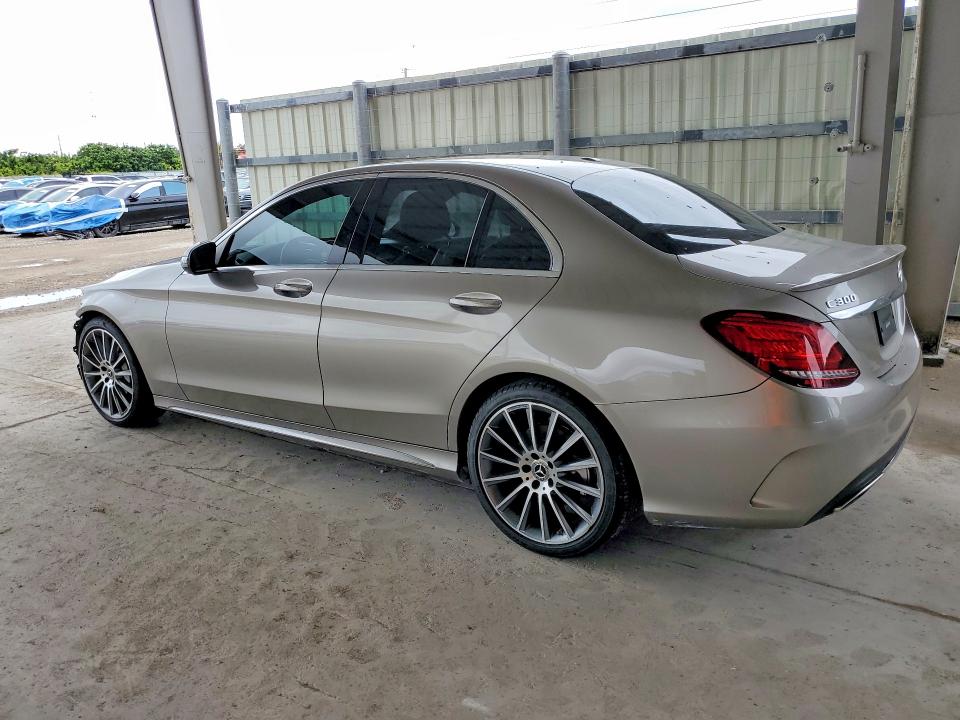51456886 :رقم المزاد ، 55SWF8DB7KU303265 vin ، 2019 Mercedes-benz C مزاد بيع