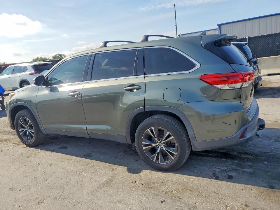 Продаж на аукціоні авто 2019 Toyota Highlander, vin: 5TDZZRFH1KS333290, номер лоту: 53132896