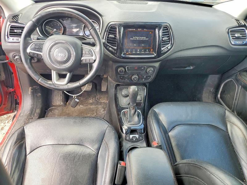 52417886 :رقم المزاد ، 3C4NJDCB1JT367193 vin ، 2018 Jeep Compass مزاد بيع