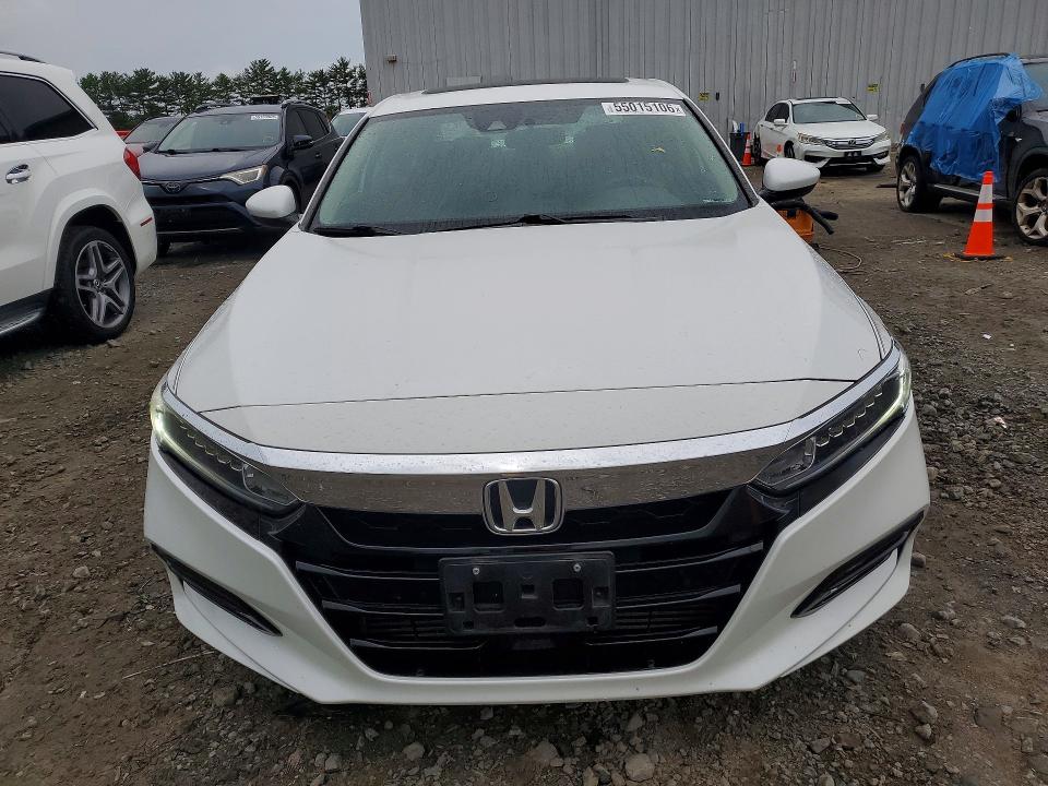 2018 Honda Accord მანქანა იყიდება აუქციონზე, vin: 1HGCV1F4XJA032837, აუქციონის ნომერი: 55015106