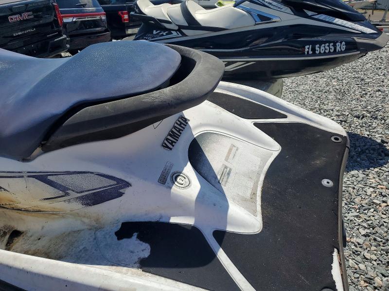 2001 Yam Jet Ski მანქანა იყიდება აუქციონზე, vin: YAMA3317J001, აუქციონის ნომერი: 54097086