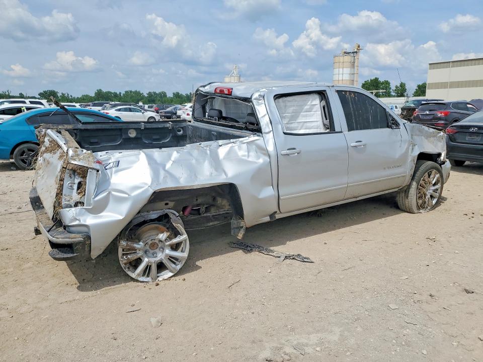 Продаж на аукціоні авто 2018 Chevrolet Silverado, vin: 3GCUKREC3JG204615, номер лоту: 54665096